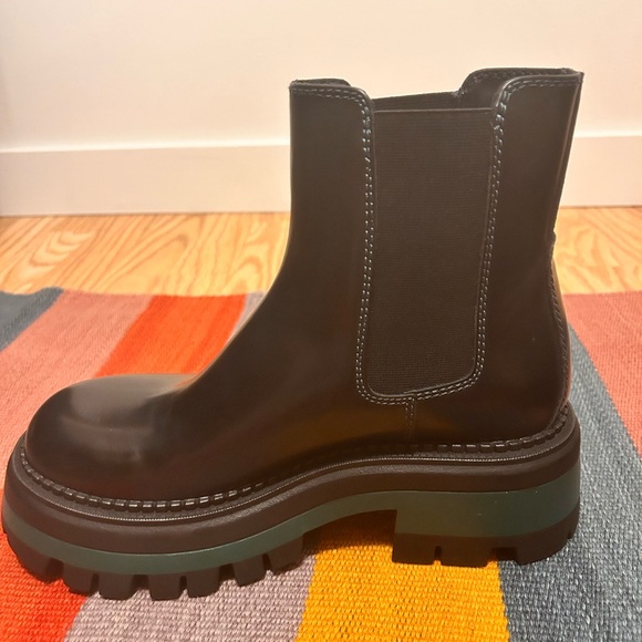 Chunky Sole Chelsea boot - Picture 3 of 5
